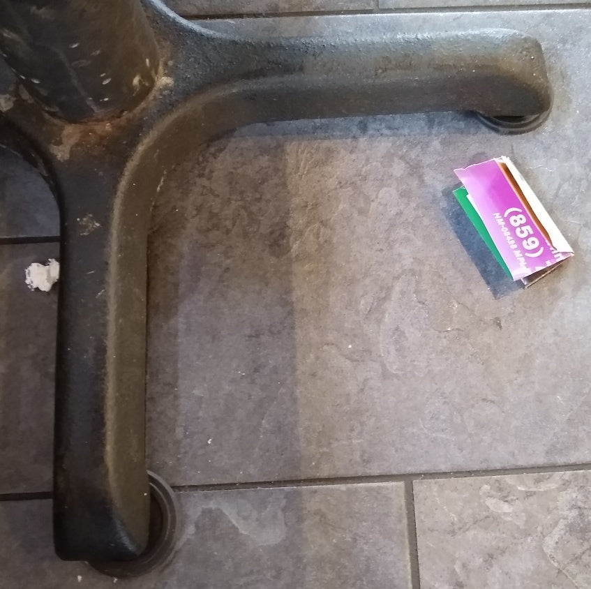 A wobbly table is no treat at an ice cream parlor shop